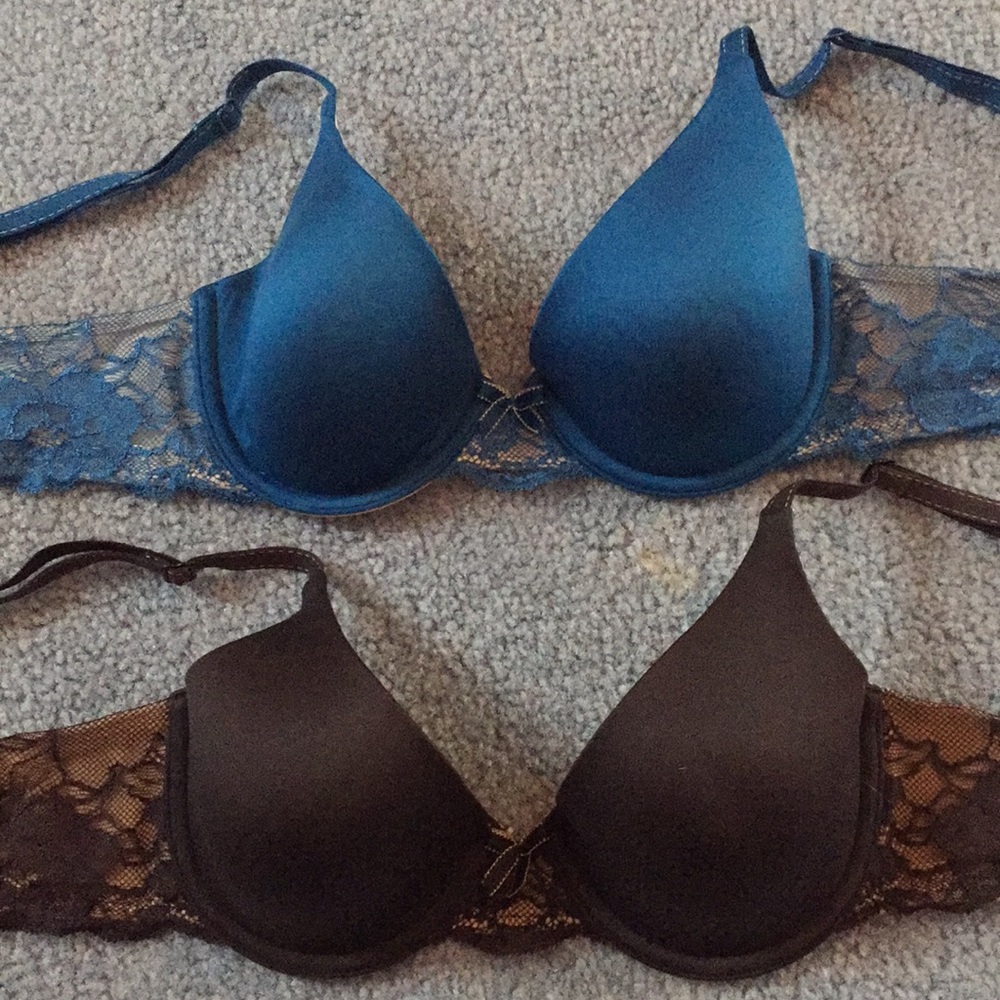 Set of 2 Maidenform Underwire Soft Lace Bras 34B